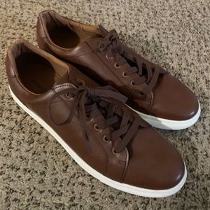 Men’s shoes from Banana Republic